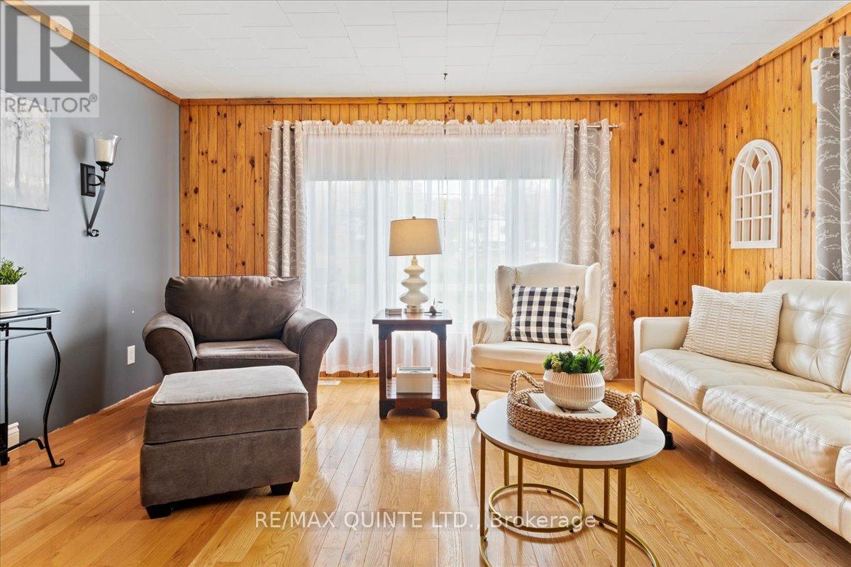 488 Mudcat Road, Belleville (Thurlow Ward), Ontario  K0K 2B0 - Photo 10 - X12483682