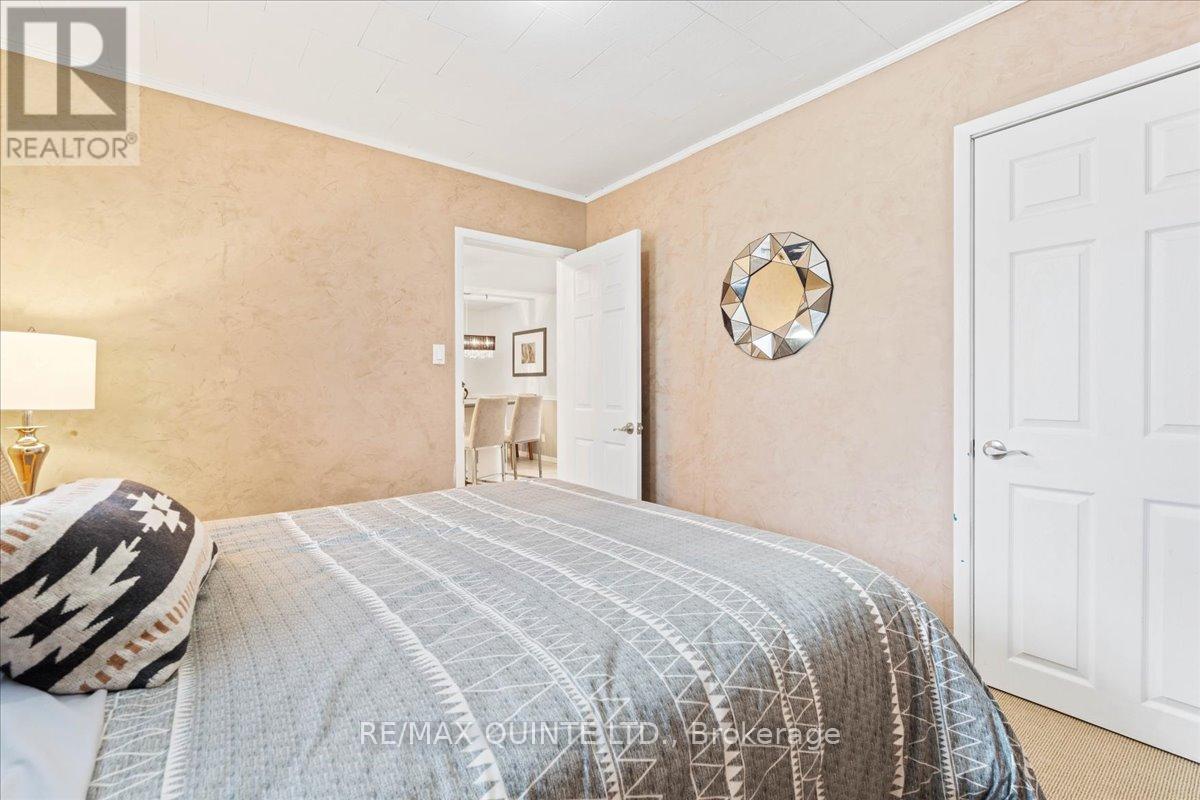 488 Mudcat Road, Belleville (Thurlow Ward), Ontario  K0K 2B0 - Photo 14 - X12483682