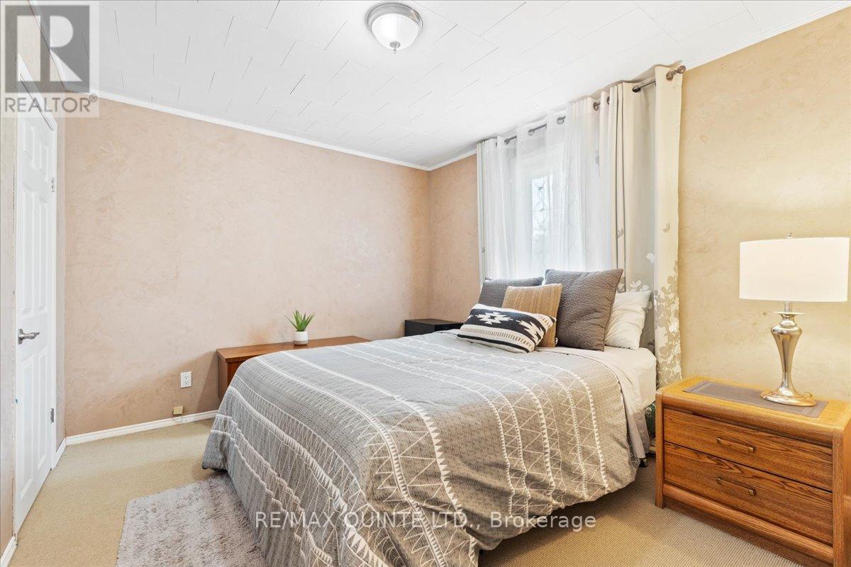 488 Mudcat Road, Belleville (Thurlow Ward), Ontario  K0K 2B0 - Photo 15 - X12483682