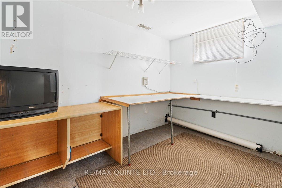 488 Mudcat Road, Belleville (Thurlow Ward), Ontario  K0K 2B0 - Photo 25 - X12483682