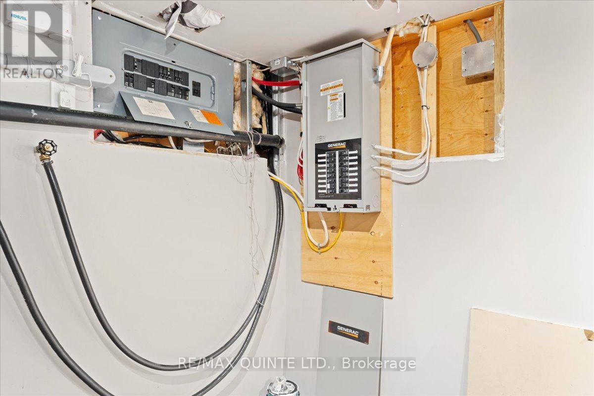 488 Mudcat Road, Belleville (Thurlow Ward), Ontario  K0K 2B0 - Photo 29 - X12483682