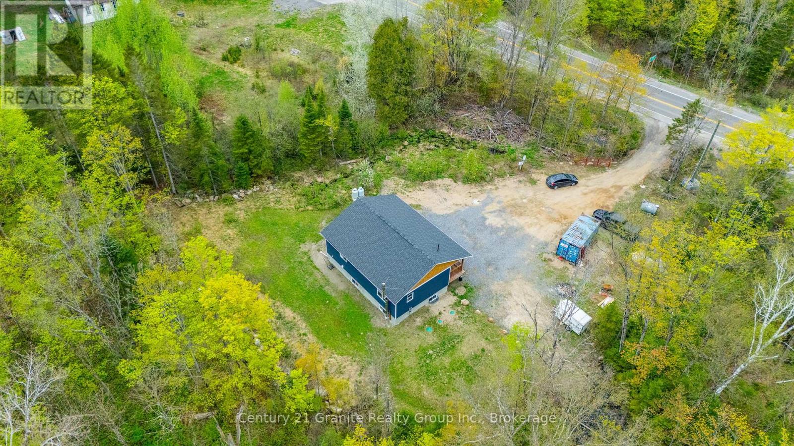 10498 Highway 118, Algonquin Highlands, Ontario  K0M 1J0 - Photo 38 - X12483595