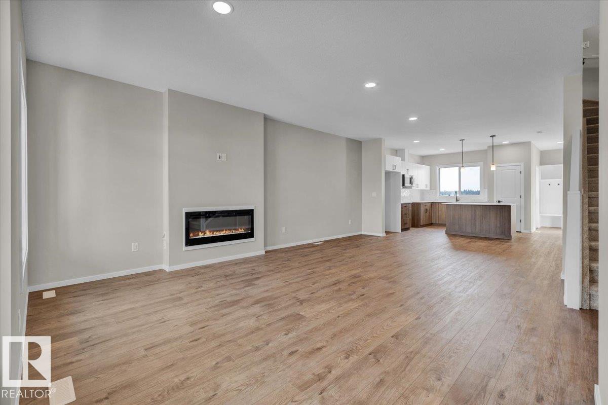 111 Brickyard Dr, Stony Plain, Alberta  T7Z 0P2 - Photo 3 - E4463616