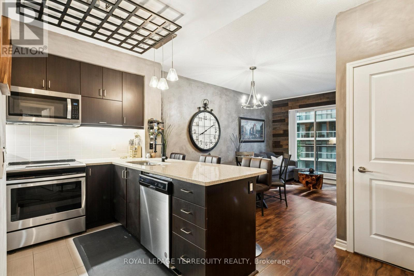 1402 - 39 Annie Craig Drive, Toronto, Ontario  M8V 0H1 - Photo 14 - W12483482