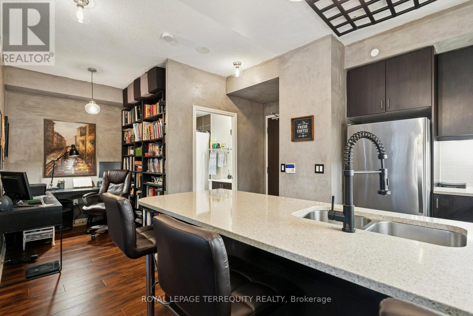 1402 - 39 Annie Craig Drive, Toronto, Ontario  M8V 0H1 - Photo 16 - W12483482