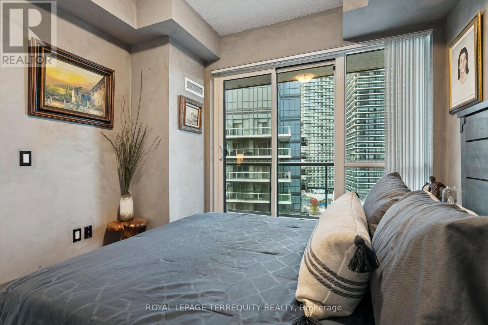 1402 - 39 Annie Craig Drive, Toronto, Ontario  M8V 0H1 - Photo 38 - W12483482