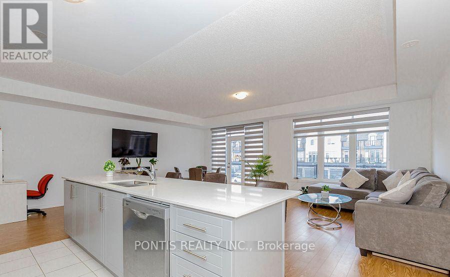 6 Joseph Halbert Place, Caledon, Ontario  L7C 2H1 - Photo 11 - W12483484