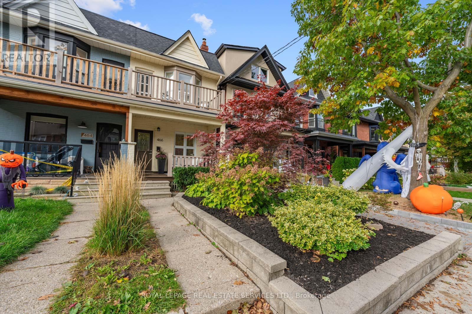 466 BERESFORD AVENUE, Toronto, Ontario