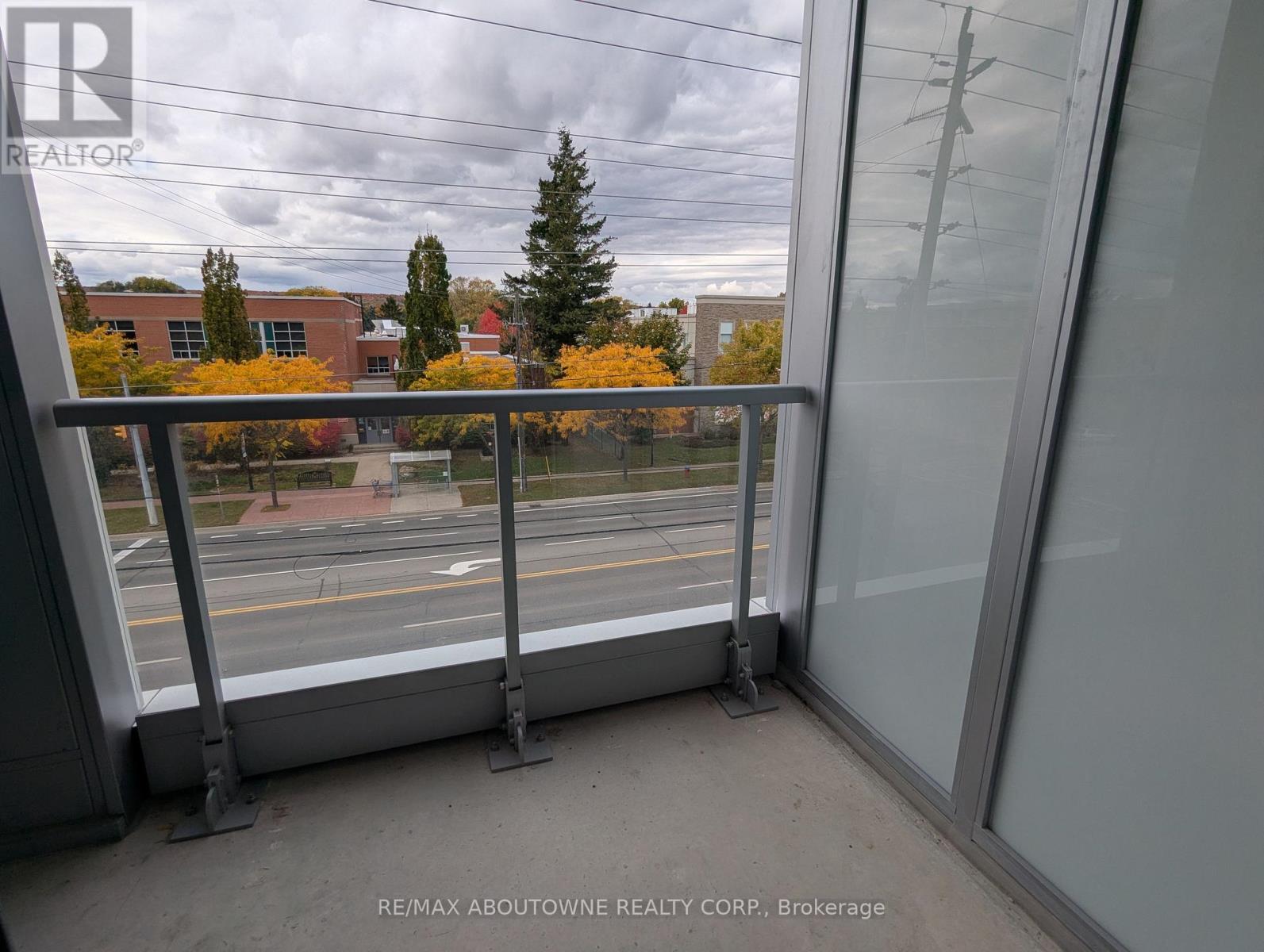 309 - 500 Plains Road E, Burlington, Ontario  L7T 2E1 - Photo 22 - W12483512