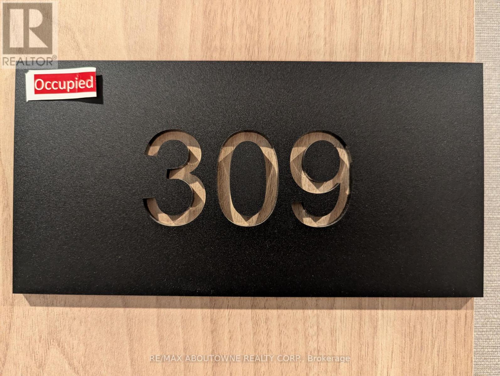 309 - 500 Plains Road E, Burlington, Ontario  L7T 2E1 - Photo 4 - W12483512