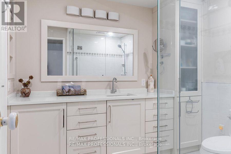 E5 - 296 Mill Road, Toronto, Ontario  M9C 4X8 - Photo 25 - W12483538