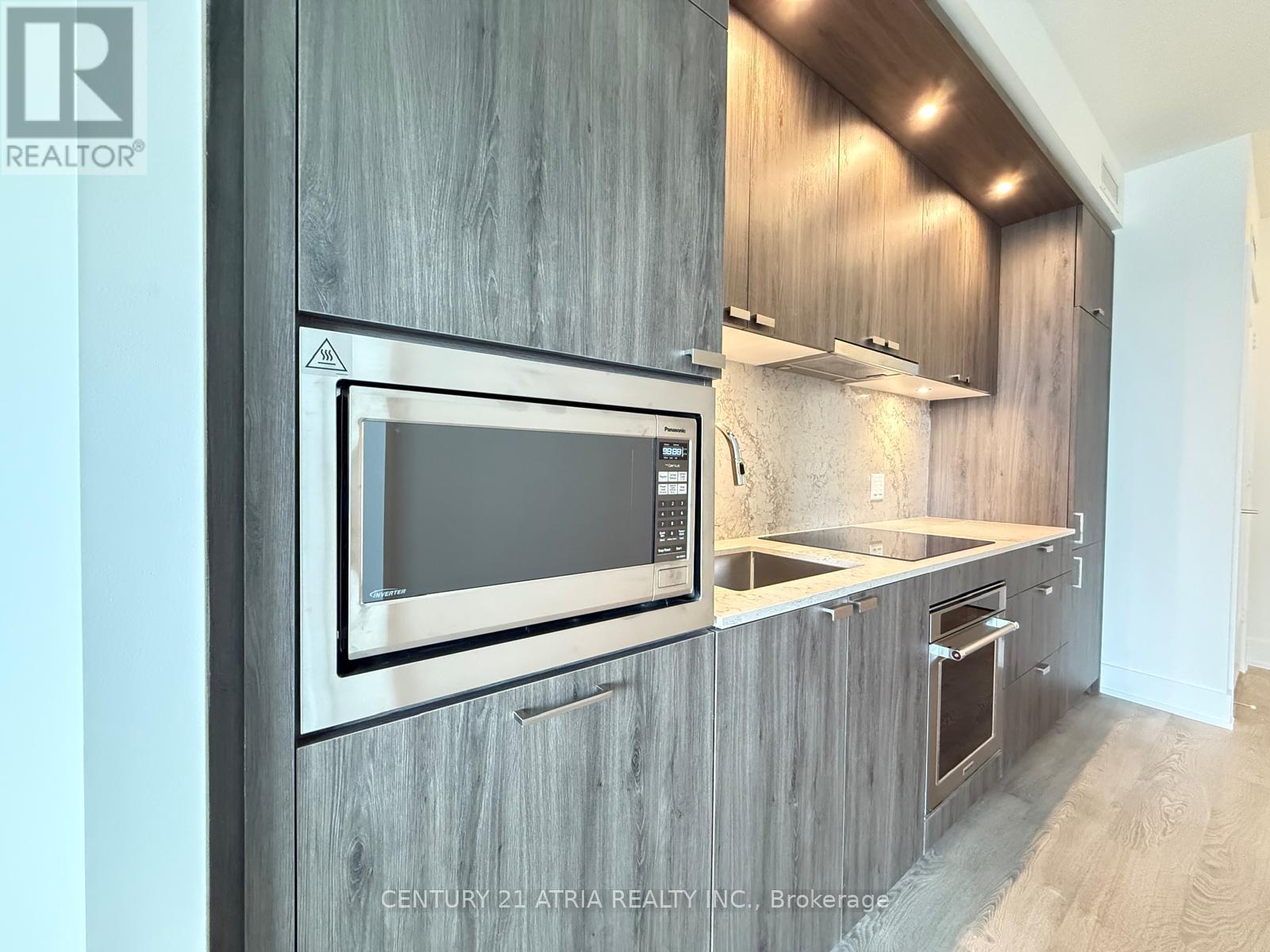 430 - 259 The Kingsway, Toronto, Ontario  M9A 0G2 - Photo 2 - W12483546