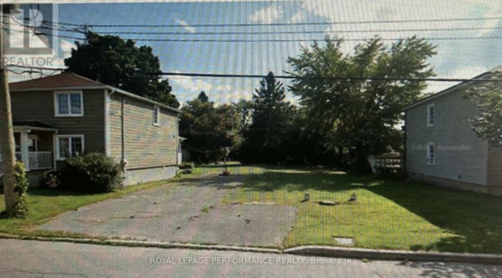 216 -218 Nelson Street E, Hawkesbury, Ontario  K6A 1L9 - Photo 7 - X12483657