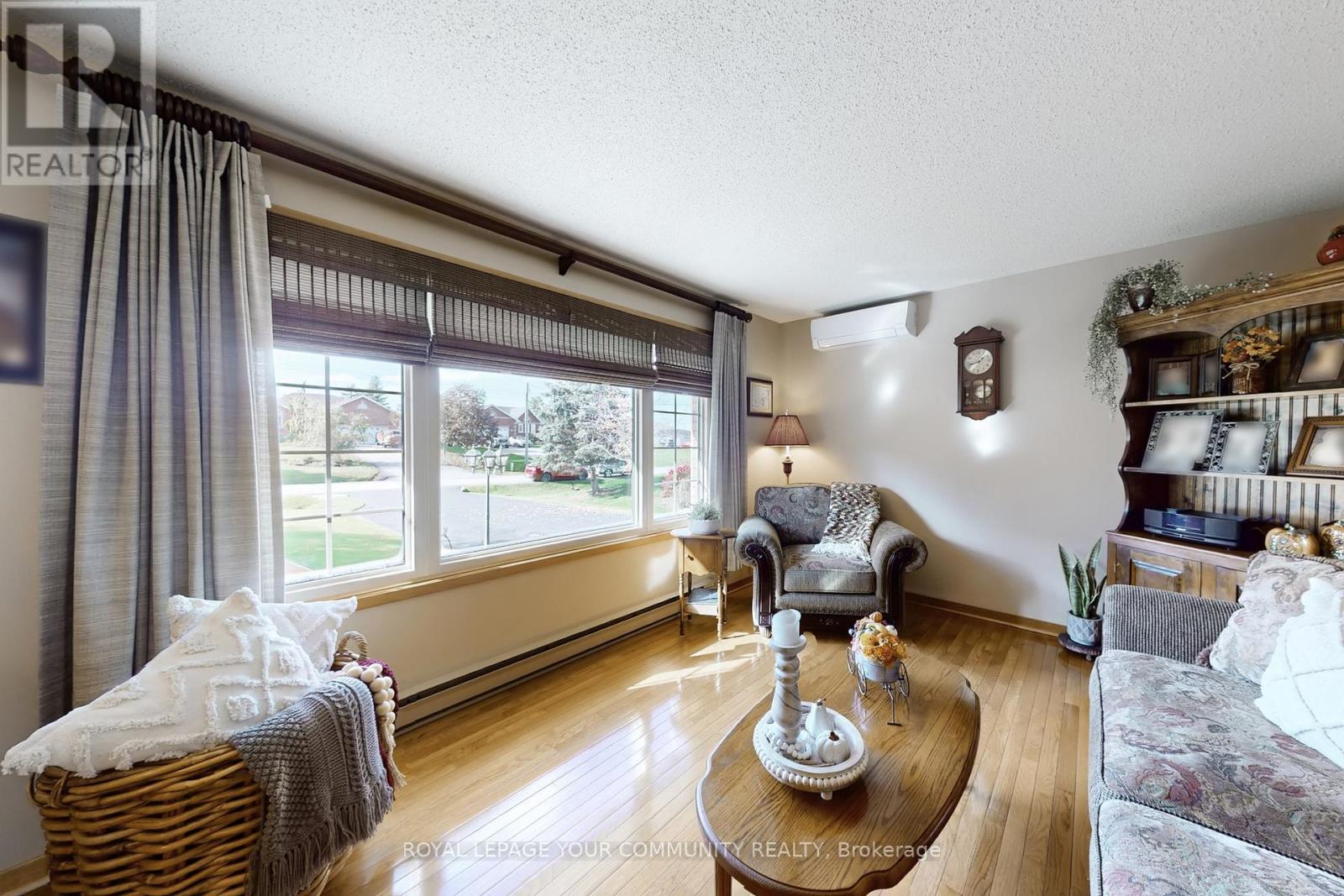 30 Grant Drive, Kawartha Lakes, Ontario  K0M 2M0 - Photo 8 - X12483495