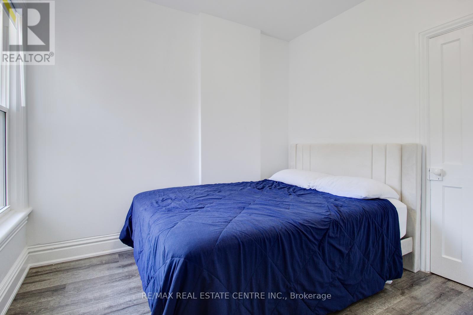 49 Wentworth #upper Street, Hamilton, Ontario L8L 5V3 - Photo 14 - X12459408