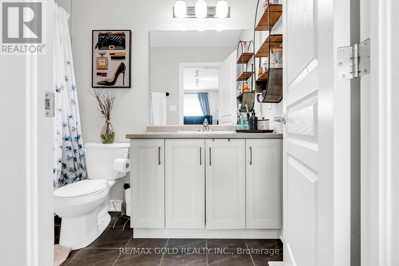 73 Severino Circle, West Lincoln, Ontario  L0R 2A0 - Photo 6 - X12434274