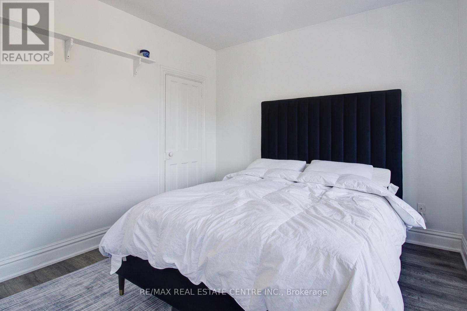 49 Wentworth #upper Street, Hamilton, Ontario L8L 5V3 - Photo 9 - X12459408