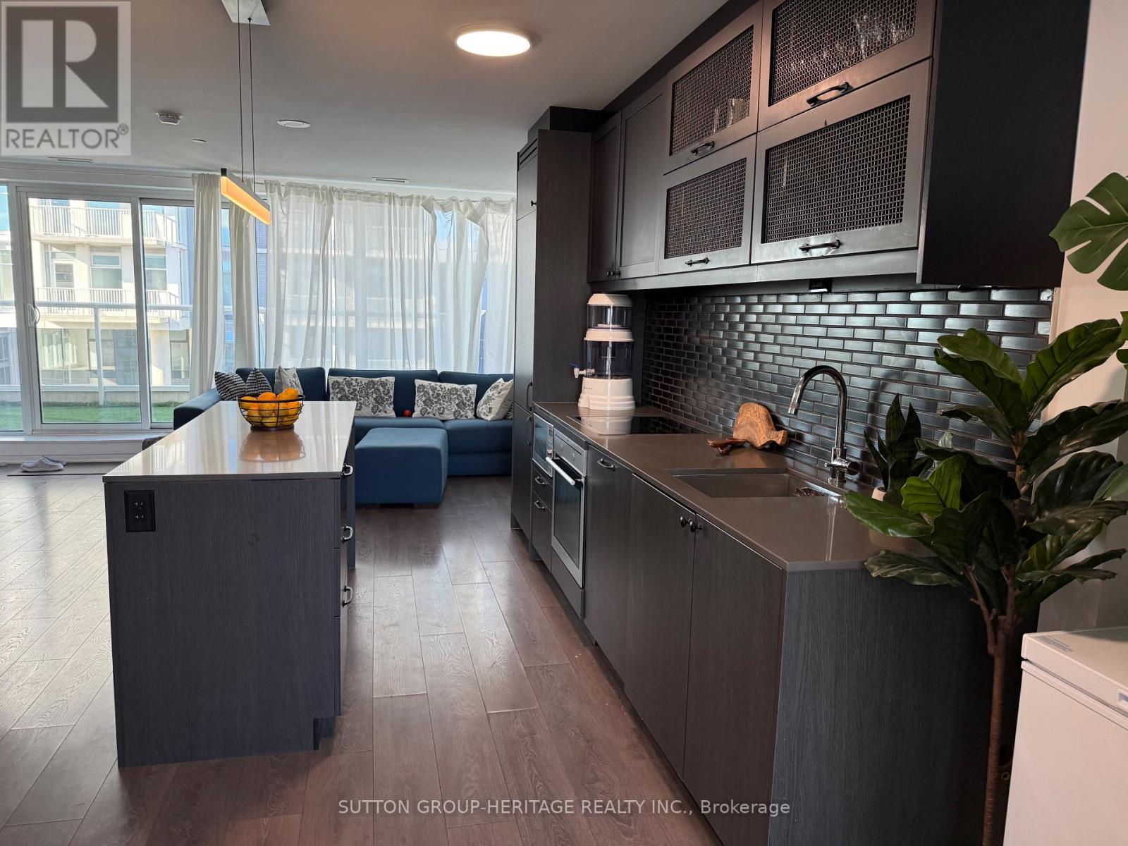 814 - 783 Bathurst Street, Toronto, Ontario  M5A 0A8 - Photo 10 - C12464325