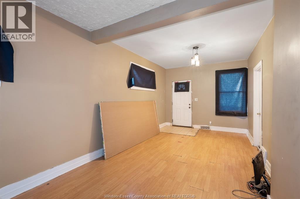 769 Brant, Windsor, Ontario  N9A 3E9 - Photo 7 - 25027246