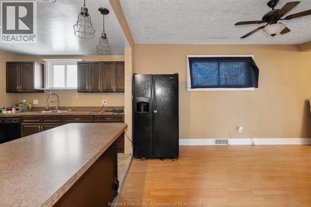 769 Brant, Windsor, Ontario  N9A 3E9 - Photo 8 - 25027246