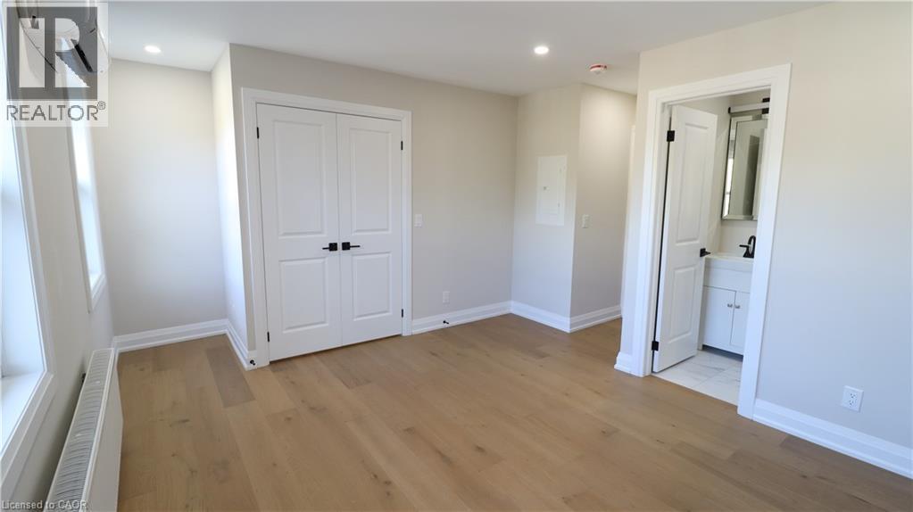 875 Millwood Road Unit# 3b, Toronto, Ontario  M4G 1W8 - Photo 11 - 40782298