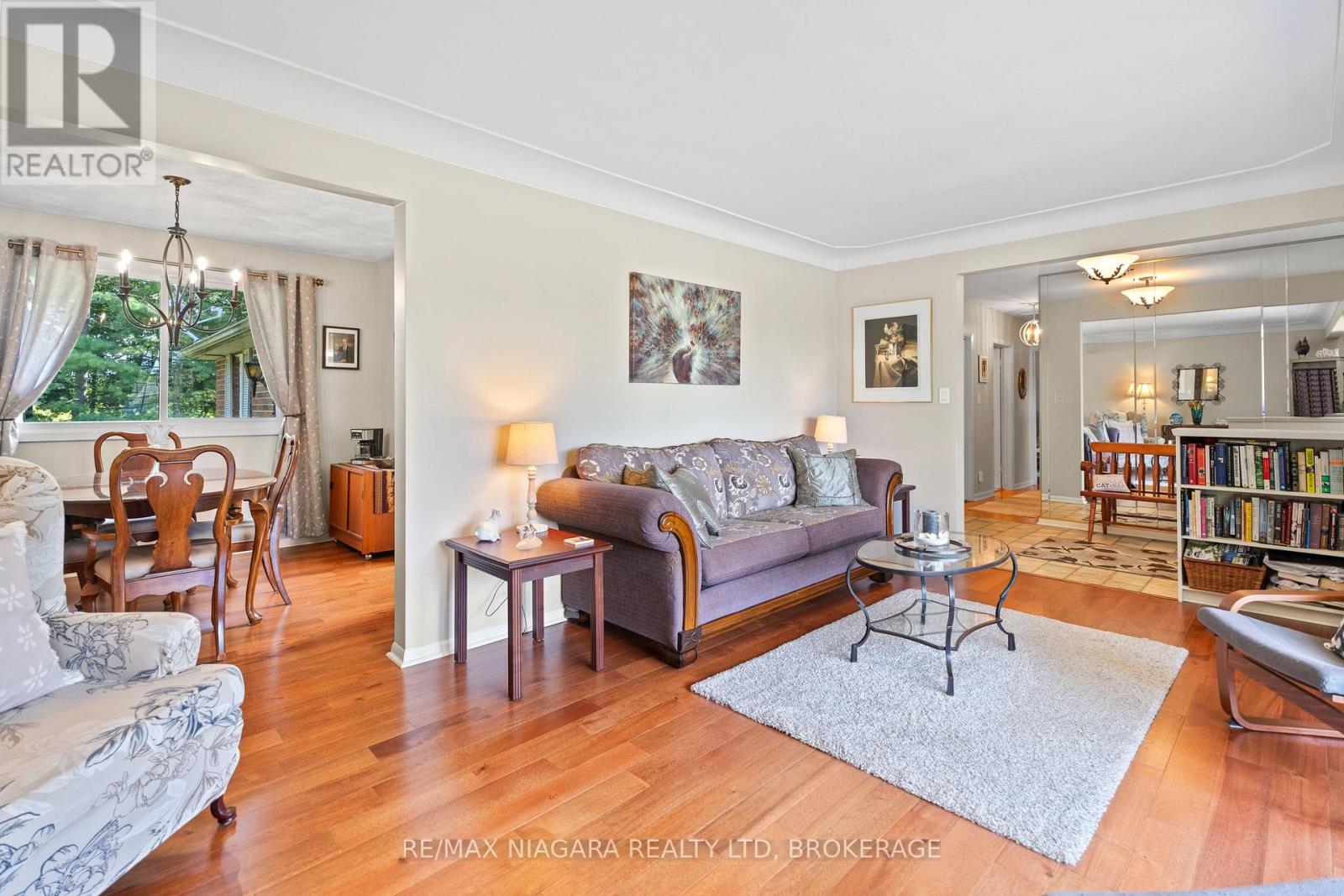 2270 Seventh Louth Street, St. Catharines, Ontario  L2R 6P7 - Photo 6 - X12423314