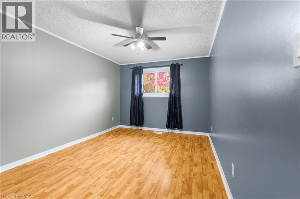 61 Woodlawn Avenue, Brantford, Ontario  N3V 1A6 - Photo 11 - 40757534