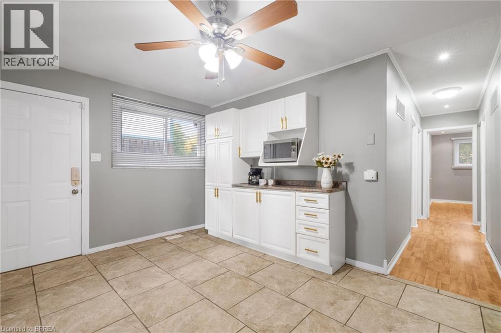 61 Woodlawn Avenue, Brantford, Ontario  N3V 1A6 - Photo 9 - 40757534