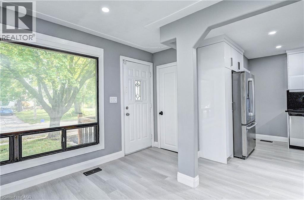 38 Broadview Avenue, Cambridge, Ontario  N1R 3V7 - Photo 2 - 40773374