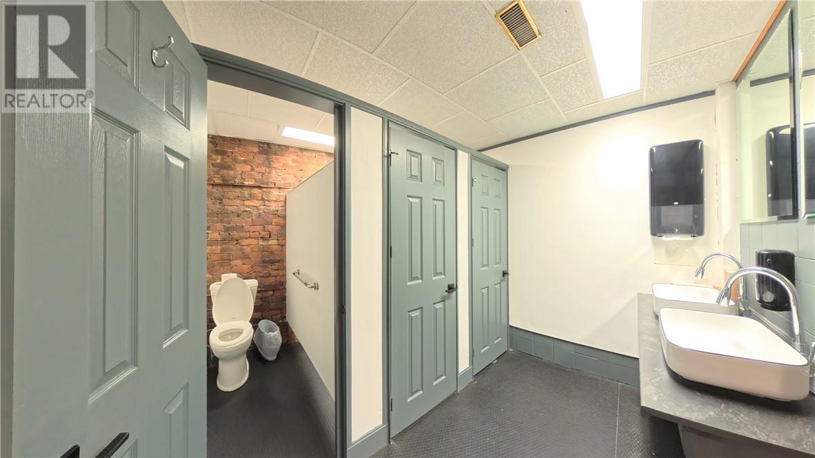 1 Water Street, Little Current, Ontario  P0P 1K0 - Photo 19 - 2125060