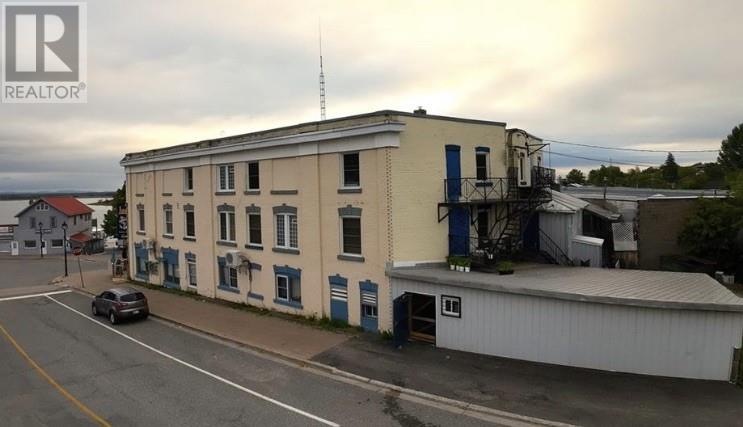 1 Water Street, Little Current, Ontario  P0P 1K0 - Photo 4 - 2125060