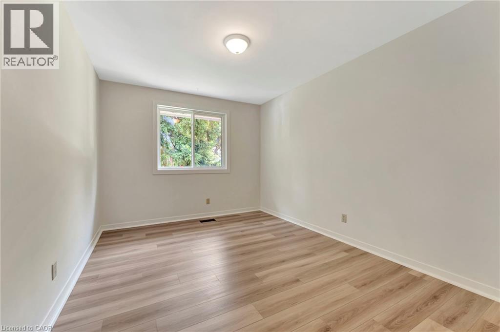 5227 Mulberry Drive, Burlington, Ontario  L7L 3P6 - Photo 18 - 40782364