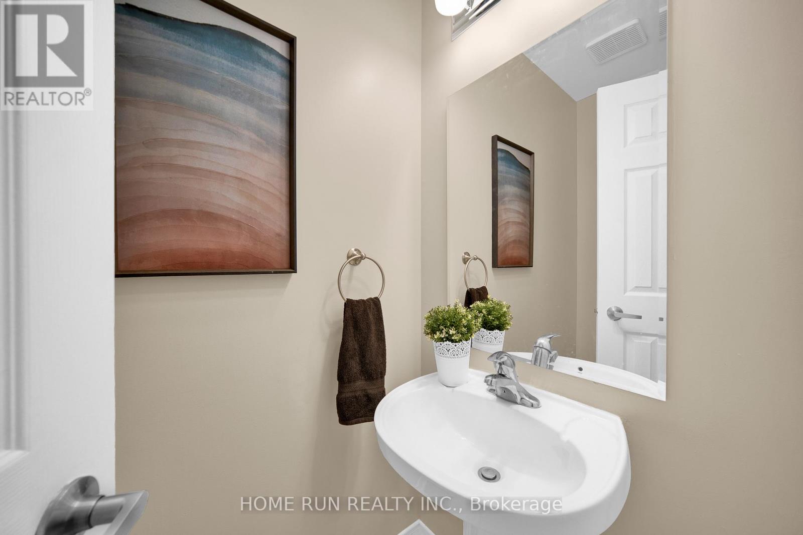 2 Ipswich Terrace, Ottawa, Ontario  K2K 2R5 - Photo 16 - X12482302