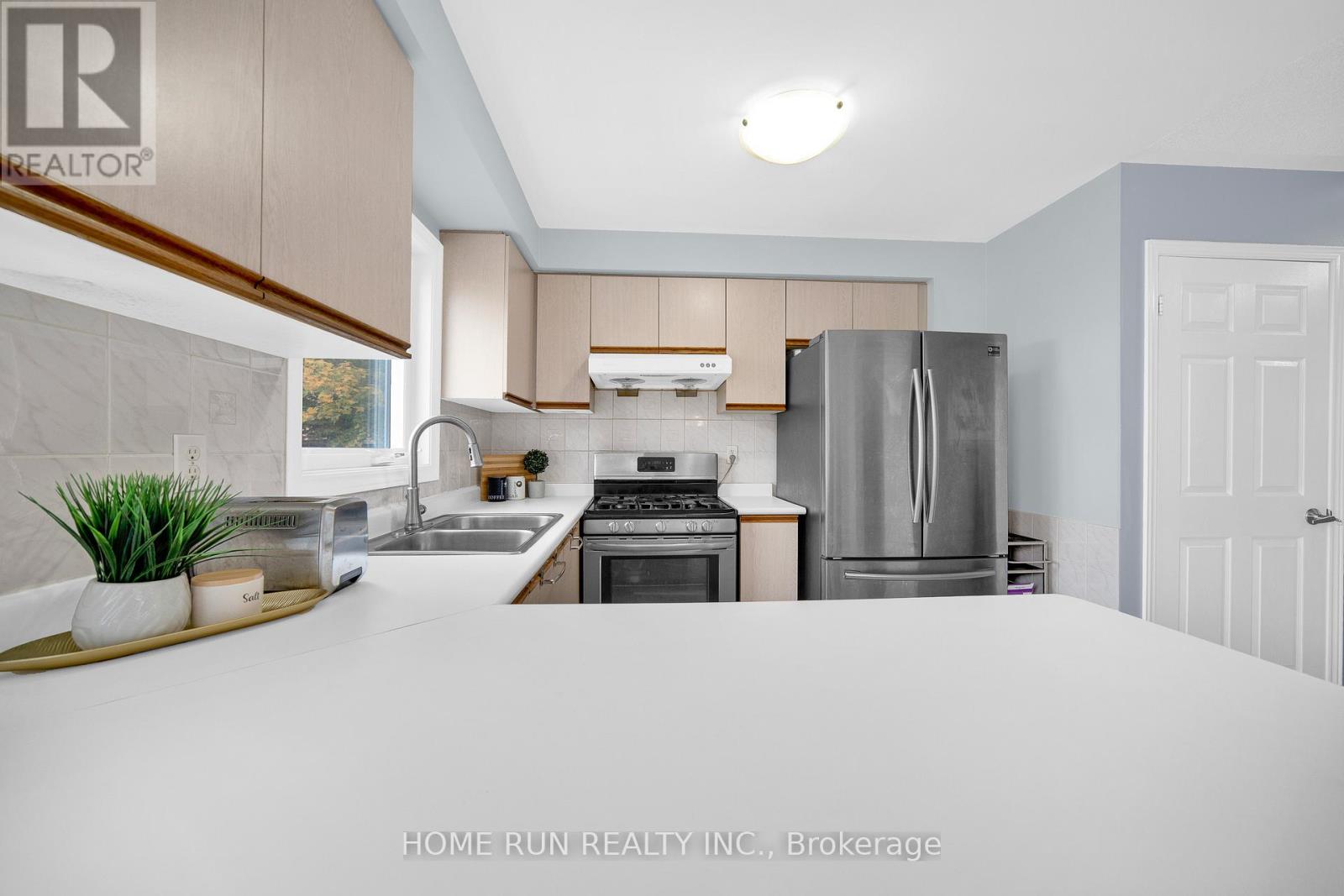 2 Ipswich Terrace, Ottawa, Ontario  K2K 2R5 - Photo 27 - X12482302
