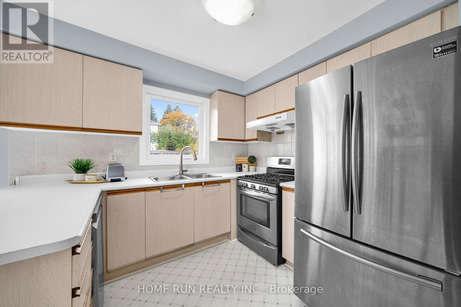 2 Ipswich Terrace, Ottawa, Ontario  K2K 2R5 - Photo 29 - X12482302