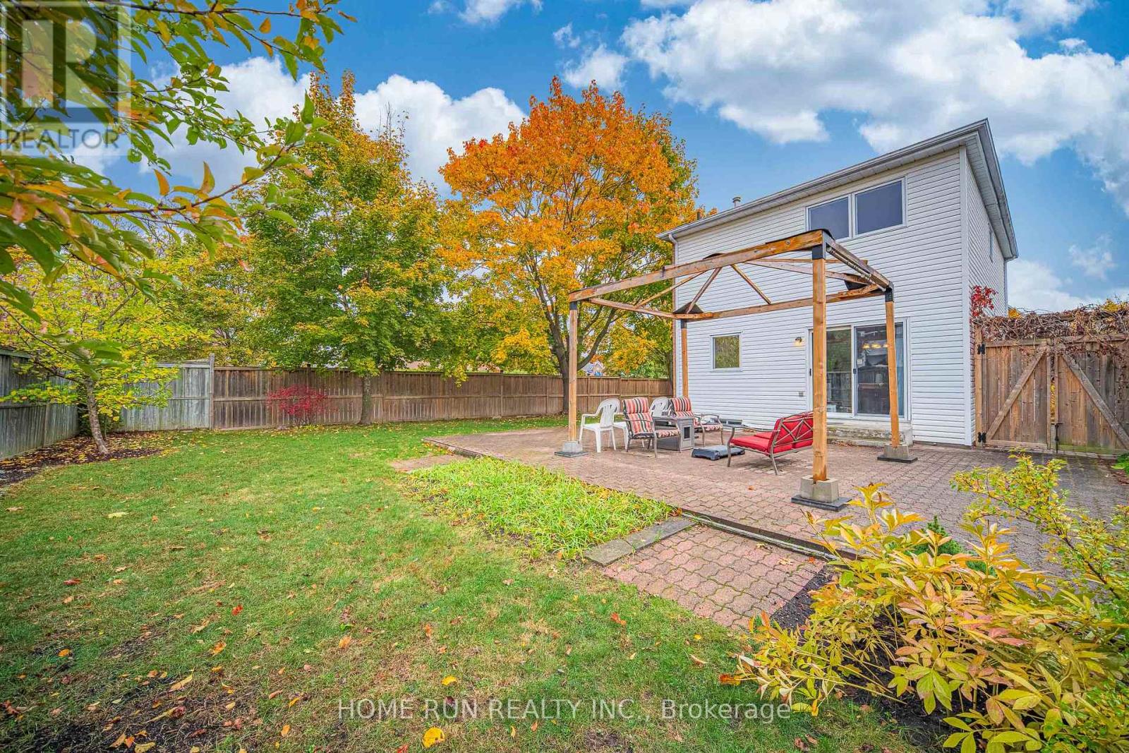 2 Ipswich Terrace, Ottawa, Ontario  K2K 2R5 - Photo 6 - X12482302