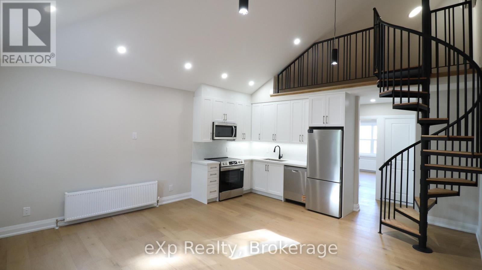 3b - 875 Millwood Road, Toronto (Leaside), Ontario  M4G 1W8 - Photo 6 - C12483755