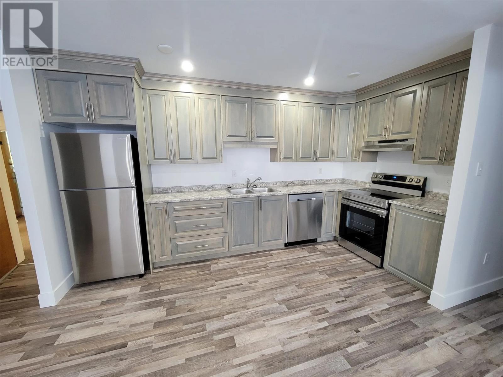 127,129,131 Bennett Drive, Gander, Newfoundland & Labrador  A1V 1X3 - Photo 27 - 1288496