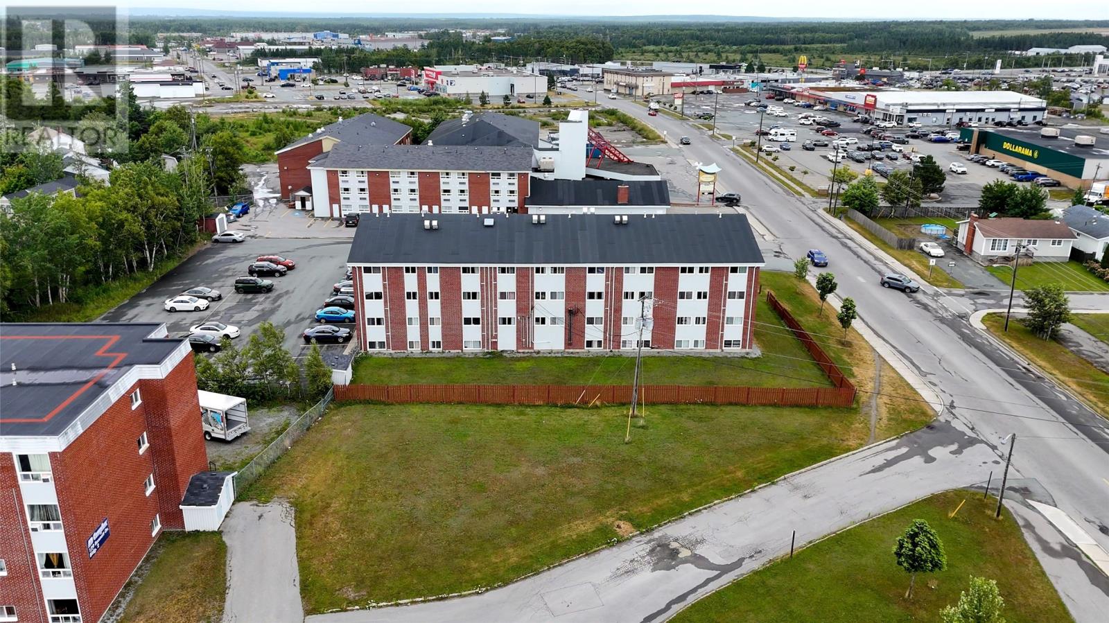 127,129,131 Bennett Drive, Gander, Newfoundland & Labrador  A1V 1X3 - Photo 5 - 1288496