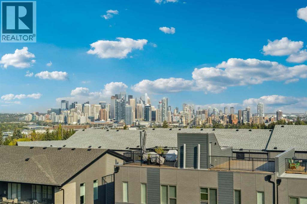 228 Sovereign Common Sw, Calgary, Alberta  T3C 3Y3 - Photo 1 - A2252893