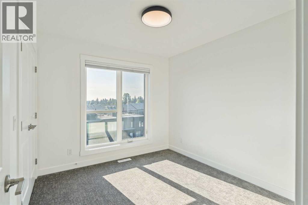 228 Sovereign Common Sw, Calgary, Alberta  T3C 3Y3 - Photo 21 - A2252893
