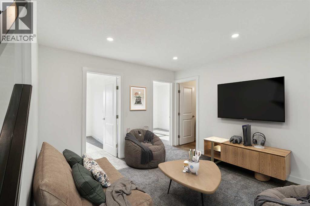 228 Sovereign Common Sw, Calgary, Alberta  T3C 3Y3 - Photo 24 - A2252893