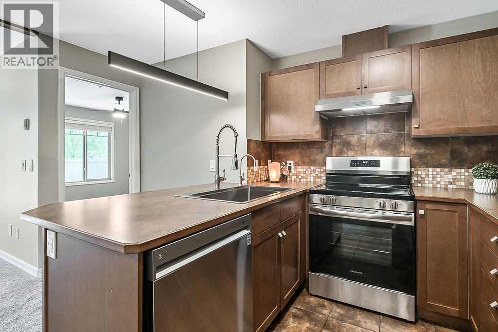 2105, 92 Crystal Shores Road, Okotoks, Alberta  T1S 2M9 - Photo 8 - A2258429