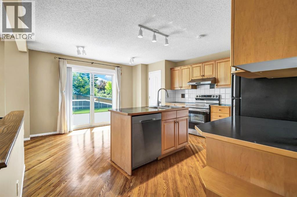 11137 Hidden Valley Drive Nw, Calgary, Alberta  T3A 5Z6 - Photo 12 - A2259405