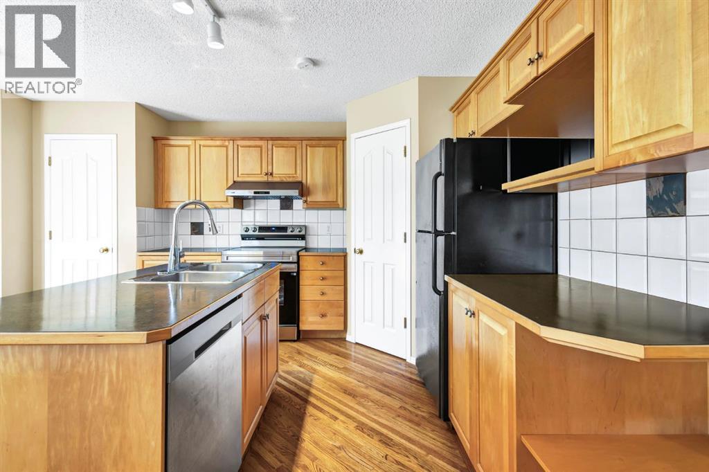 11137 Hidden Valley Drive Nw, Calgary, Alberta  T3A 5Z6 - Photo 20 - A2259405