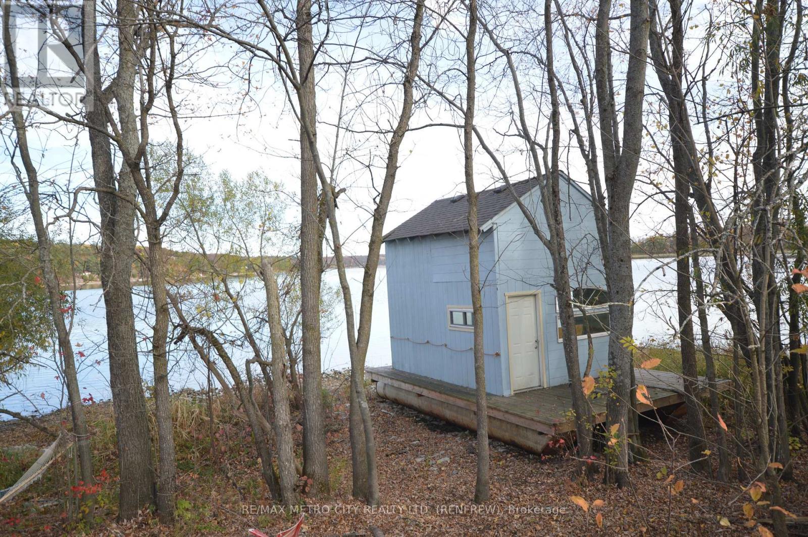 00 Faught Road, Whitewater Region, Ontario  K0J 0A6 - Photo 3 - X12196061