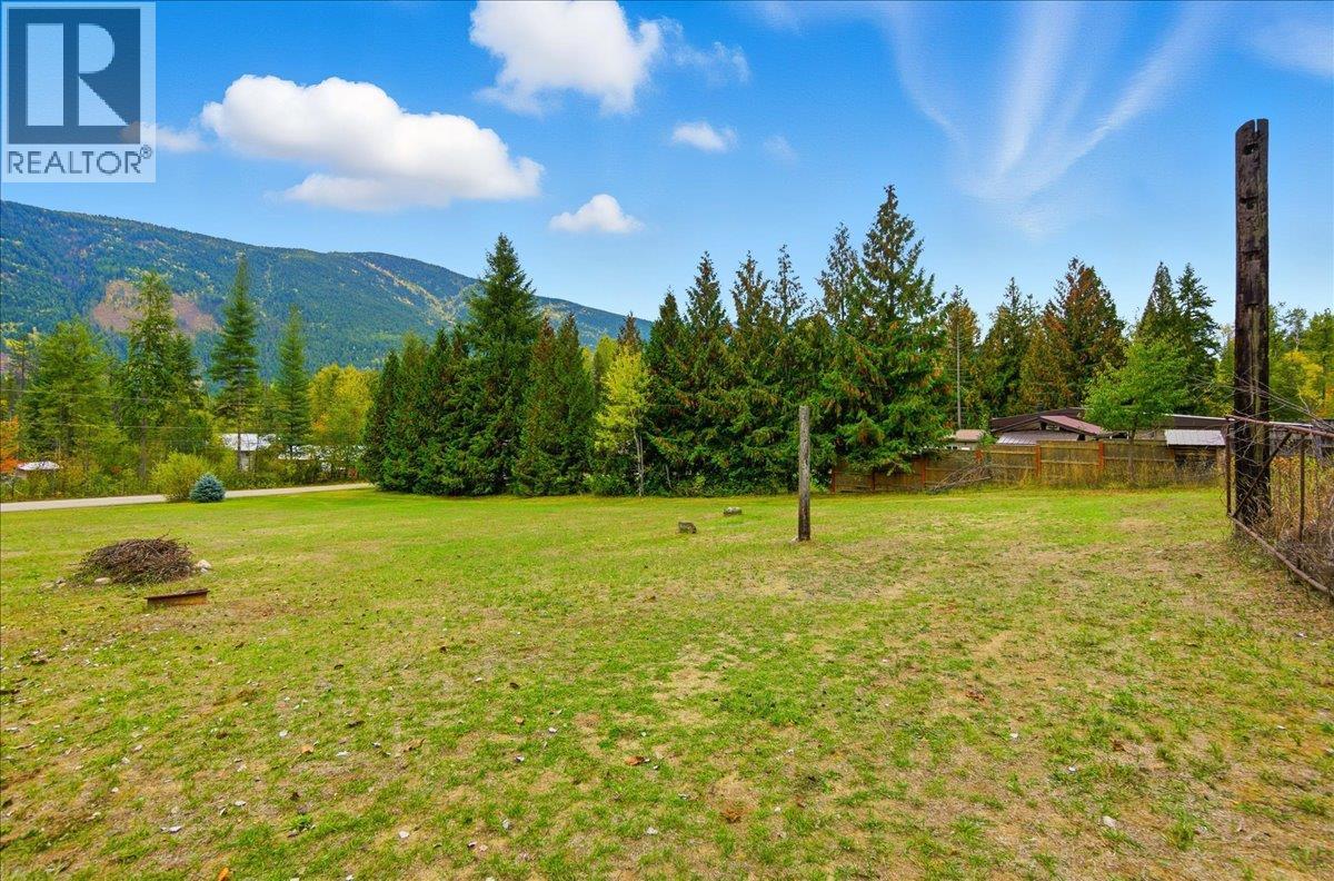 2413 Doukhobour Road, Castlegar, British Columbia  V1N 4P2 - Photo 42 - 10366528