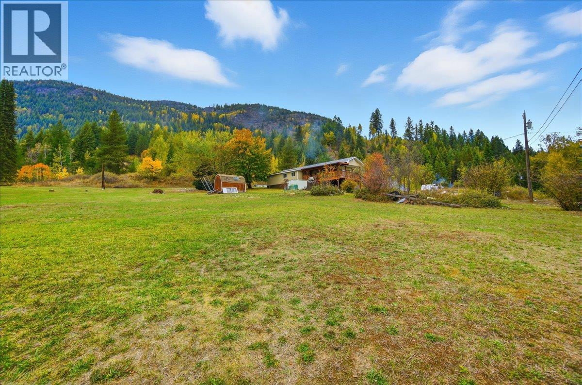 2413 Doukhobour Road, Castlegar, British Columbia  V1N 4P2 - Photo 47 - 10366528