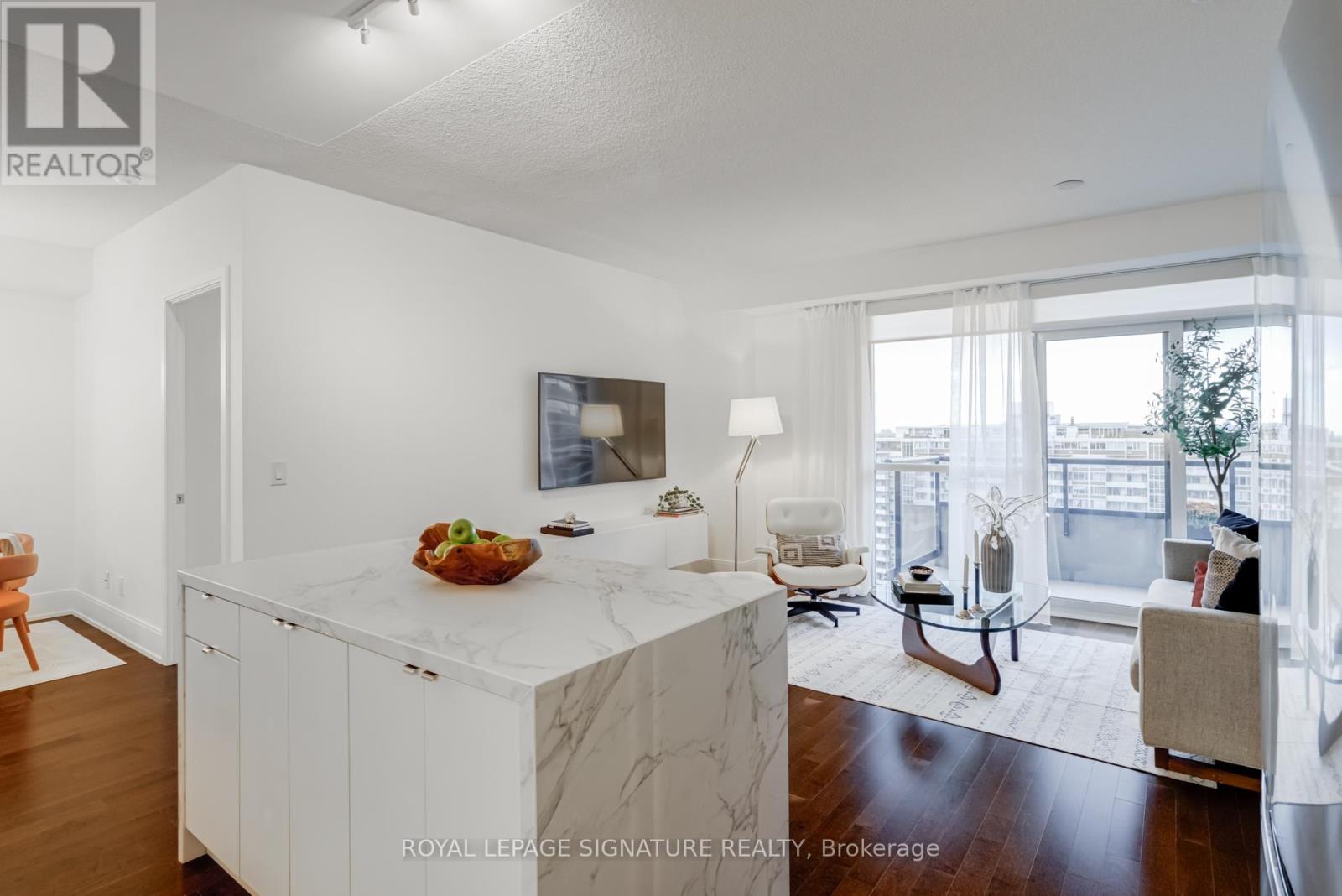 1303 - 25 Broadway Avenue, Toronto, Ontario  M4P 1T7 - Photo 17 - C12483297