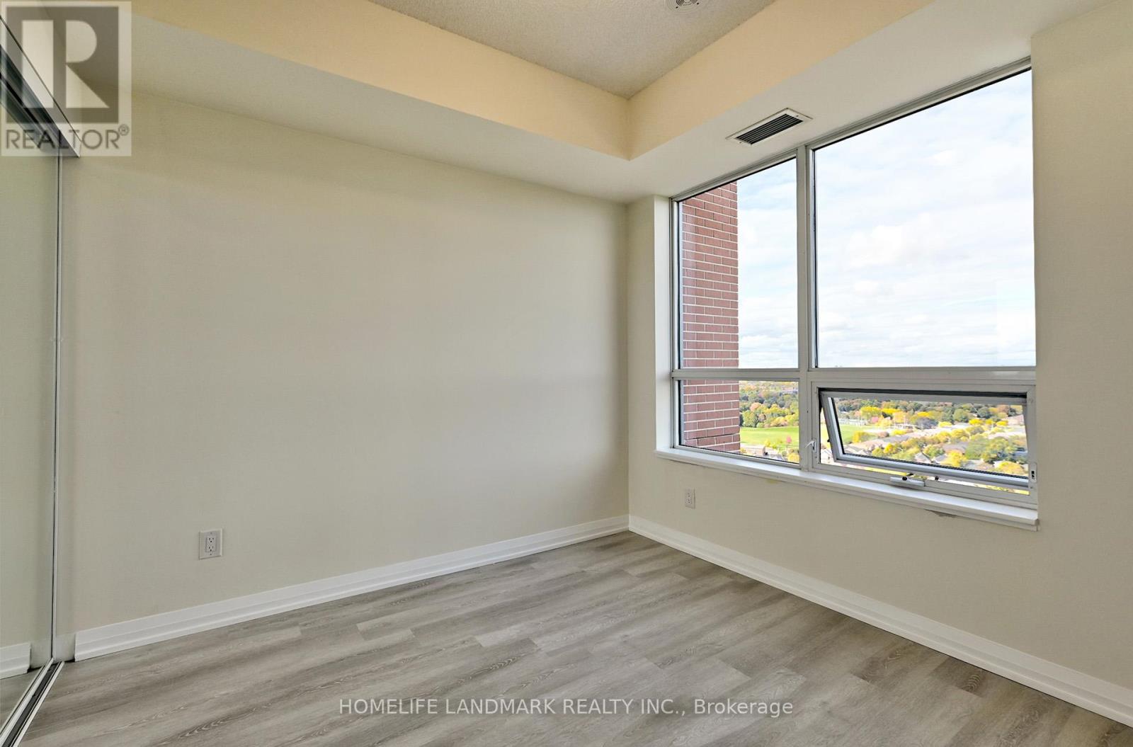 2329 - 3270 Sheppard Avenue E, Toronto, Ontario  M1T 3K3 - Photo 12 - E12481714